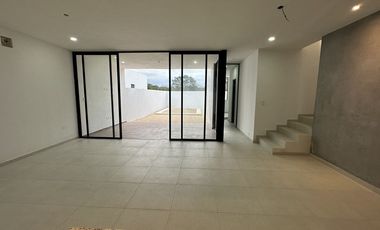 Casa en venta en Dzityá, 3 Rec con posibilidad de crecer a 4