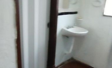 Casa en venta - 2 Dormitorios 1 Baño - 200Mts2 - Florencio Varela