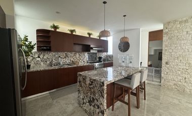 CASA EN VENTA AMUEBLADA Y DE 1 PISO EN PRIVADA EL ORIGEN XCANATÚN, MÉRIDA .