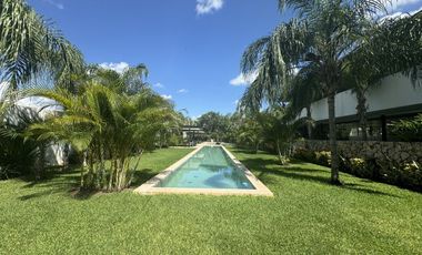 CASA EN VENTA AMUEBLADA Y DE 1 PISO EN PRIVADA EL ORIGEN XCANATÚN, MÉRIDA .