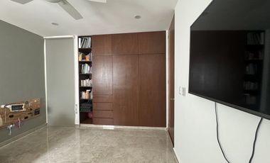 CASA EN VENTA AMUEBLADA Y DE 1 PISO EN PRIVADA EL ORIGEN XCANATÚN, MÉRIDA .