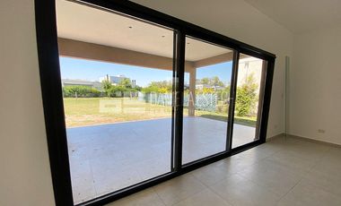 Casa en Santa Elena