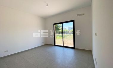Casa en Santa Elena