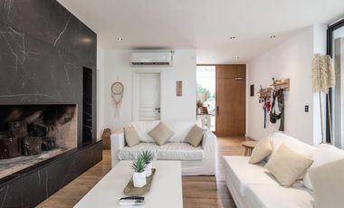 Casa en venta en Pinamar. Barrio Ecuestre