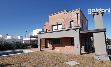 Hermosa casa a Estrenar con piscina