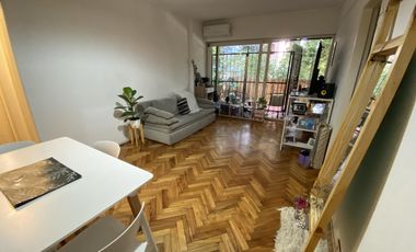 Venta -  Acassuso / 2 amb. c/balcón terraza y 2 cocheras