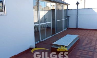 Venta de CHalet 5 Amb. en 2 Ptas. S/L 8.66x25M²,   en Ramos Mejia - Muy Buen Estado