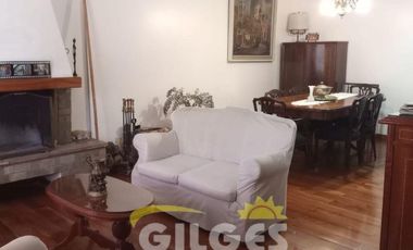 Venta de CHalet 5 Amb. en 2 Ptas. S/L 8.66x25M²,   en Ramos Mejia - Muy Buen Estado
