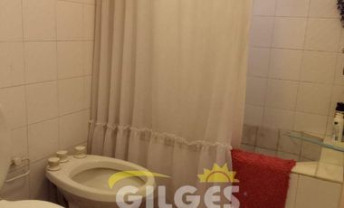 Venta de CHalet 5 Amb. en 2 Ptas. S/L 8.66x25M²,   en Ramos Mejia - Muy Buen Estado