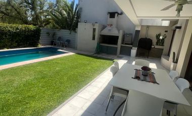 Casa en Dalvian 300 m2