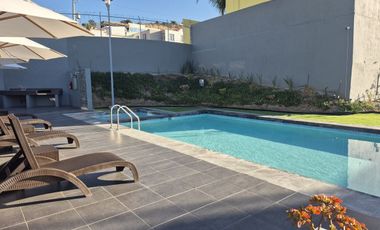 SOLO 1 A ESTE PRECIO QUE NO TE LA GANEN, MODERNA CASA EN COTO TERRALTA.