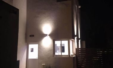 Casa en  alquiler San Isidro Labrador!!!
