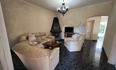 Casa en venta - 1 Dormitorio 1 Baño - 105mts2 - Quilmes