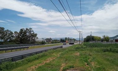 Terreno con factibilidad industrial en excelente ubicación