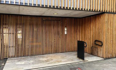 Lindísimo departamento en piso 3ro. amplio 2 ambientes con balcón aterrazado y cochera