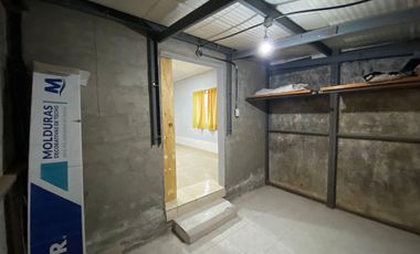 Casa en  venta B° 8 de agosto centenario
