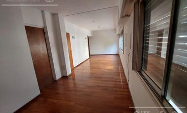 Impecable 3 ambientes en alquiler con cochera y baulera  en Quilmes centro