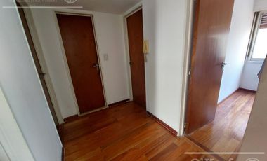 Impecable 3 ambientes en alquiler con cochera y baulera  en Quilmes centro