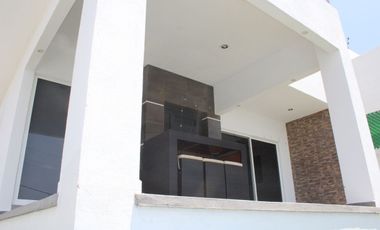 RENTA esta Casa con alberca privada, Emiliano Zapata, Morelos