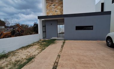 Casa (127) en Venta en Privada Nadira en Conkal