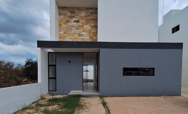 Casa (127) en Venta en Privada Nadira en Conkal