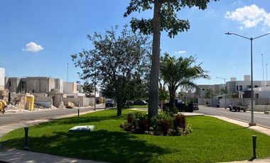 Casa (127) en Venta en Privada Nadira en Conkal