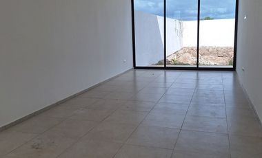 Casa (127) en Venta en Privada Nadira en Conkal