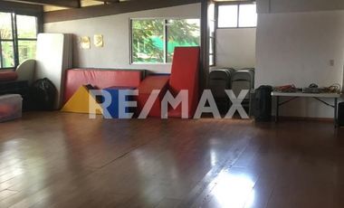 VENTA DE EDIFICIO COMERCIAL QUE OPERA COMO ESCUELA