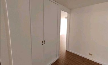 Venta / Arriendo apto en la 93