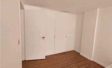 Venta / Arriendo apto en la 93