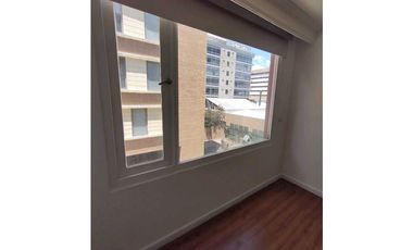 Venta / Arriendo apto en la 93