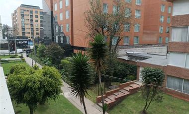 Venta / Arriendo apto en la 93