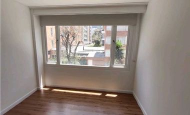 Venta / Arriendo apto en la 93