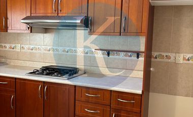 Acogedora Casa en Renta en Fraccionamiento Privado cerca Lago Gpe.