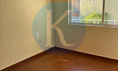 Acogedora Casa en Renta en Fraccionamiento Privado cerca Lago Gpe.