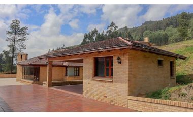 Arriendo y venta linda casa en Briceño  Cundinamarca.