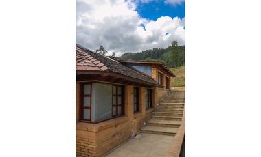 Arriendo y venta linda casa en Briceño  Cundinamarca.