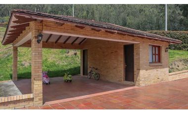Arriendo y venta linda casa en Briceño  Cundinamarca.