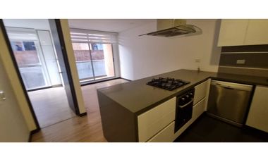 ARRIENDO APARTAESTUDIO SAN PATRICIO,