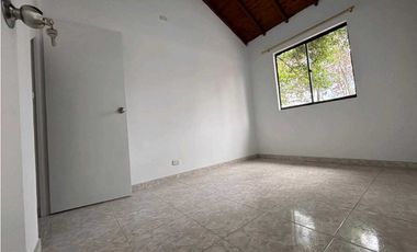 Casa bifamiliar en venta en Cabañas Bello