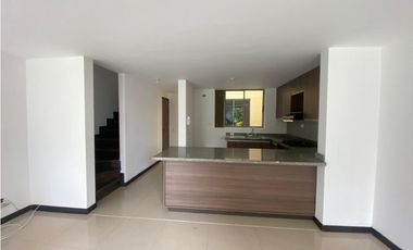Casa en arriendo en la Estrella Antioquia