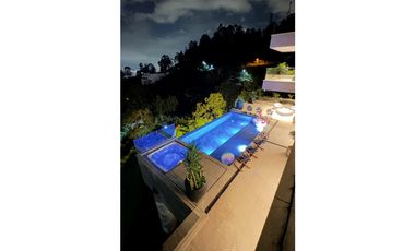 VENTA moderna y espectacular CASA con PISCINA en Las Palmas -POBLADO