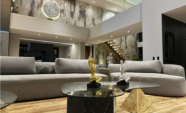 VENTA moderna y espectacular CASA con PISCINA en Las Palmas -POBLADO
