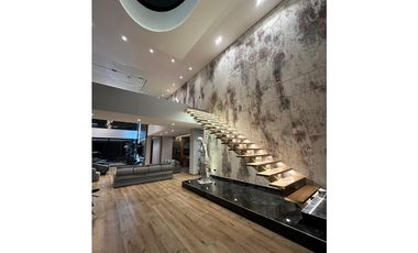 VENTA moderna y espectacular CASA con PISCINA en Las Palmas -POBLADO