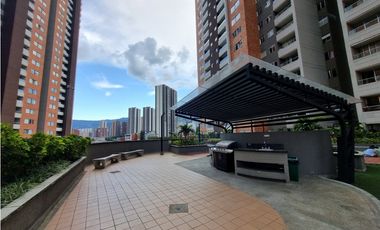 Arrienda  apartamento en Sabaneta / Parte baja