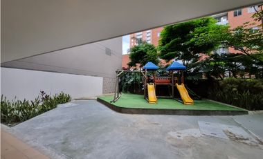 Arrienda  apartamento en Sabaneta / Parte baja