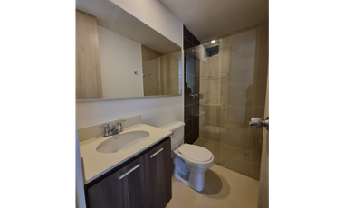 Arrienda  apartamento en Sabaneta / Parte baja