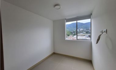 Arrienda  apartamento en Sabaneta / Parte baja