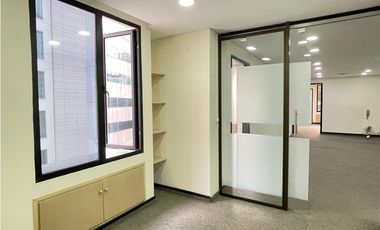Oficina en Arriendo Milla de Oro Medellín