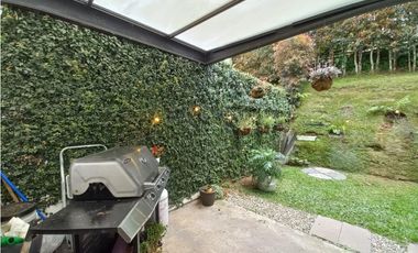 Venta casa de 230 m2 en conjunto cerrado en el Retiro.